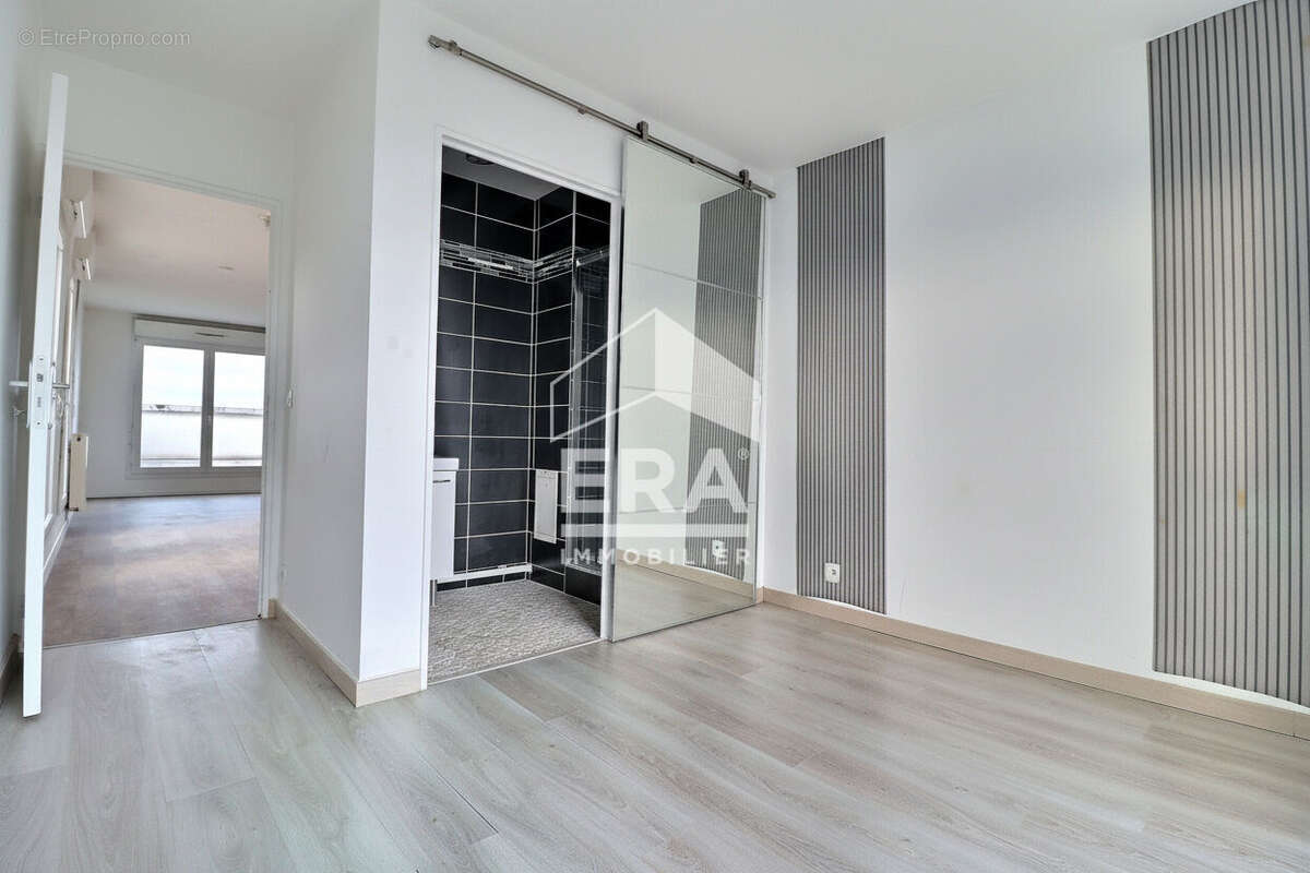 Appartement à STAINS