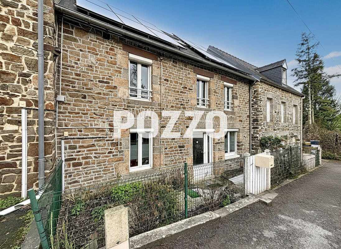 Maison à SAINT-AUBIN-DES-PREAUX