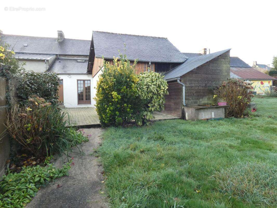 Maison à SAINT-PIERRE-DE-PLESGUEN