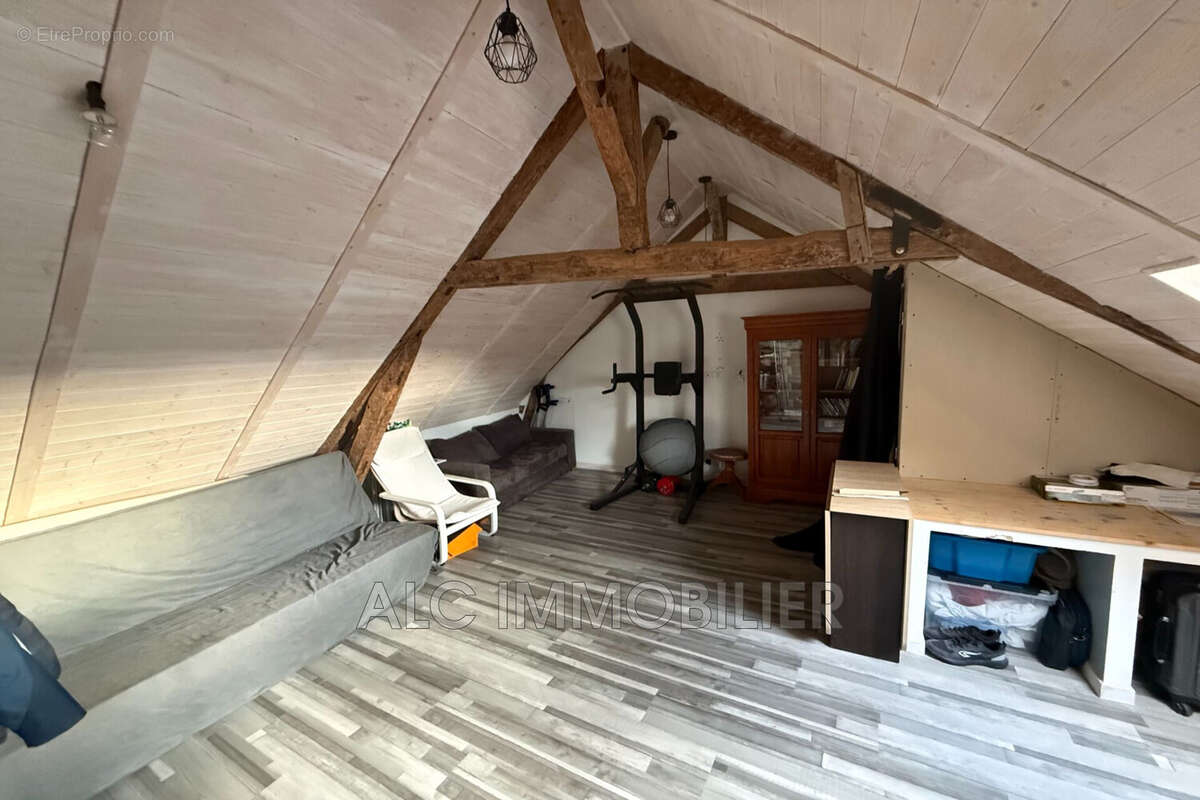 Maison 137 m² à Alencon  - photo 9