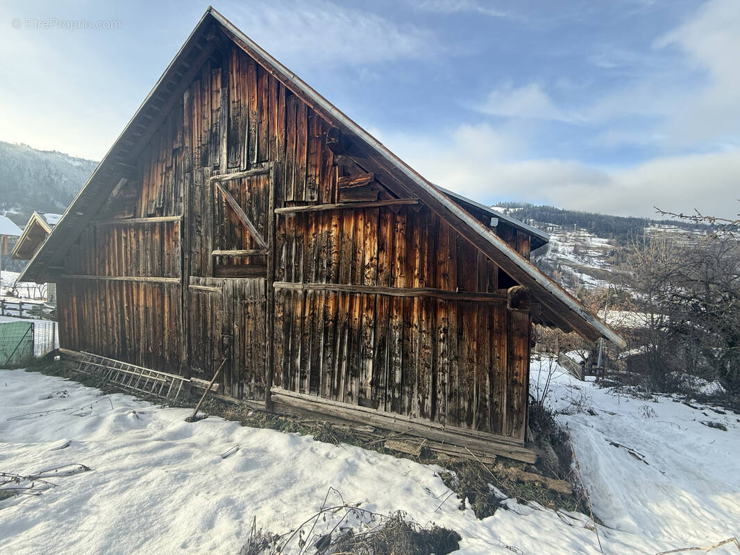 Maison à LES AVANCHERS-VALMOREL