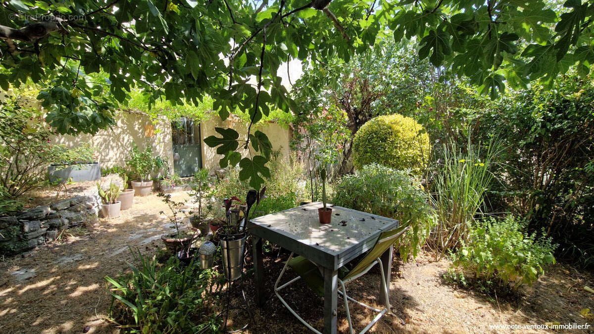 Maison à MAZAN