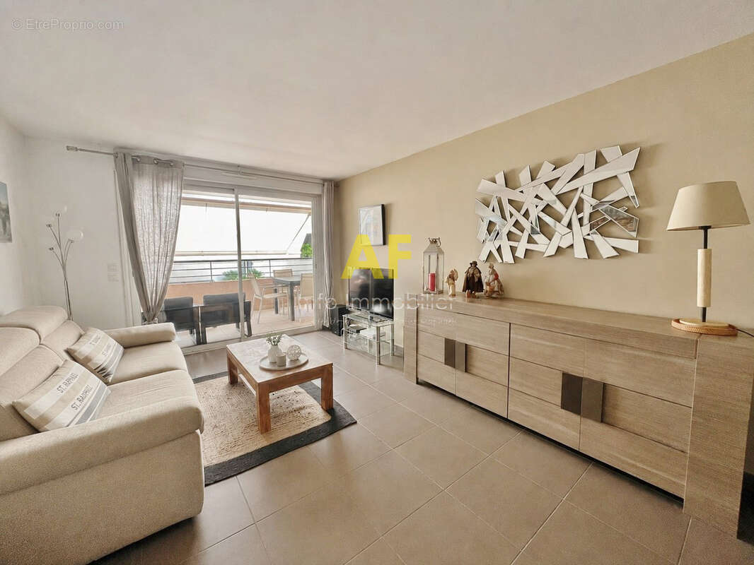 Appartement à SAINT-RAPHAEL