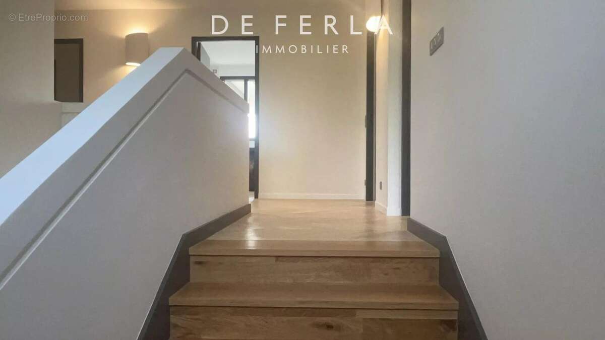 Maison à MAGNY-LE-HONGRE