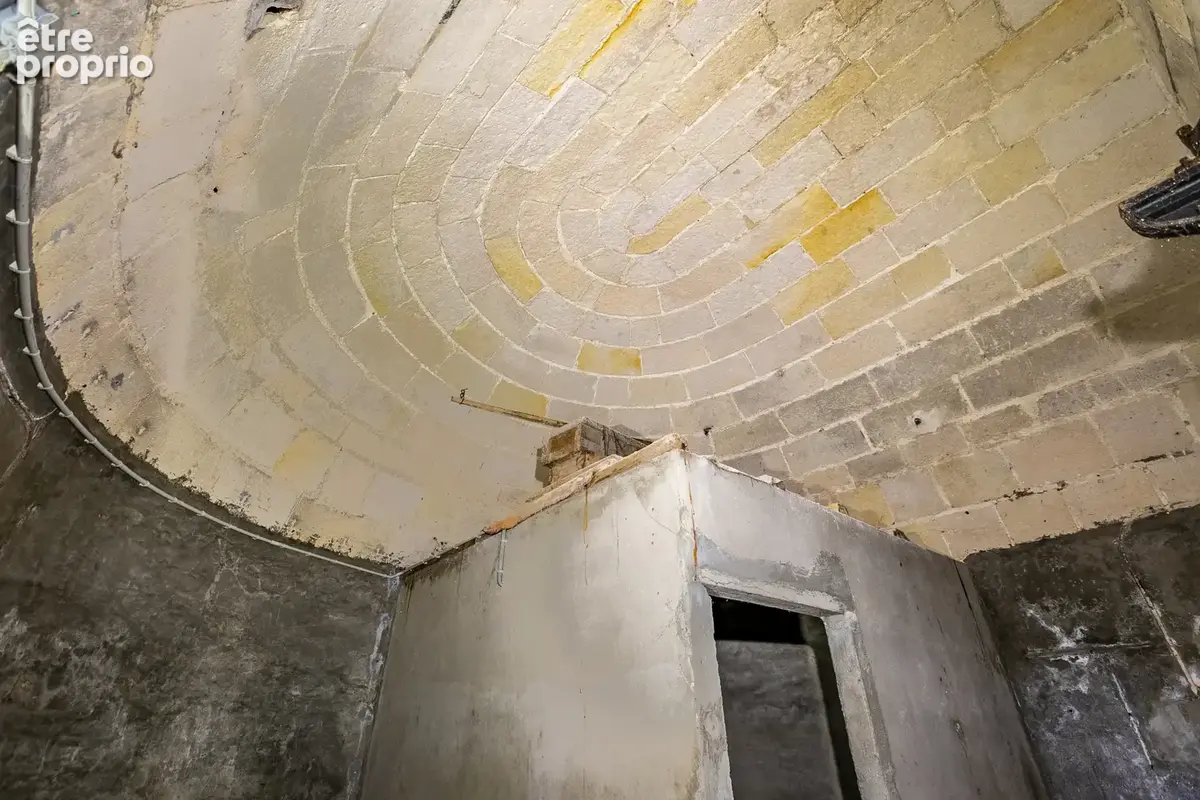 Dpt Aisne (02), à vendre SOISSONS maison atypique en hyper-centre - photo 11