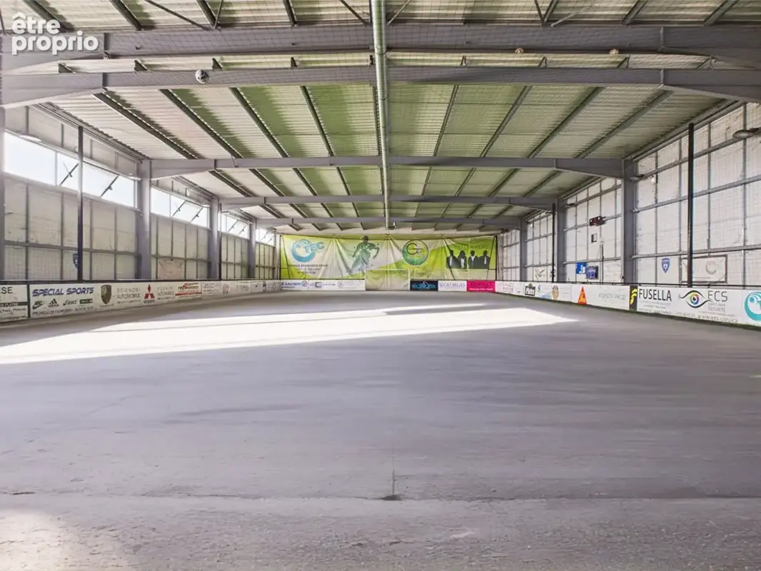 Locaux d'activités 140m2 - photo 2