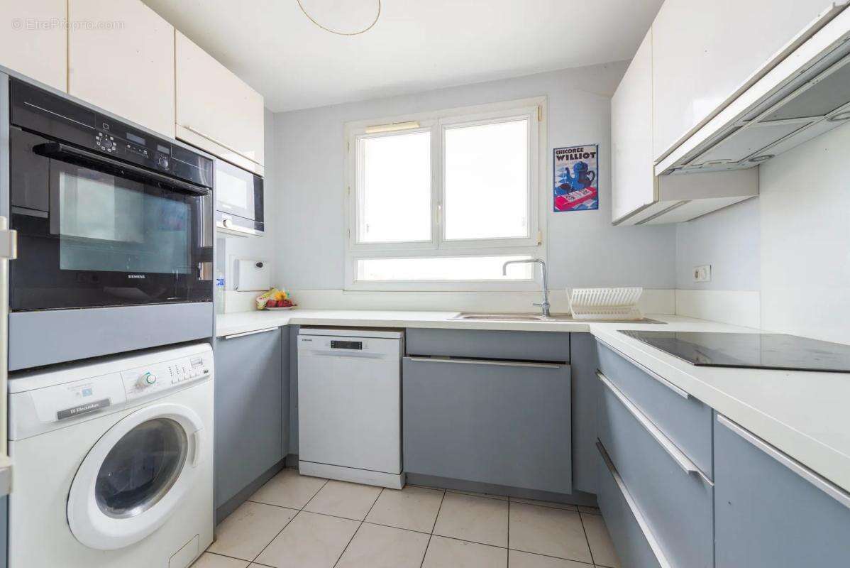 Appartement à COLOMBES