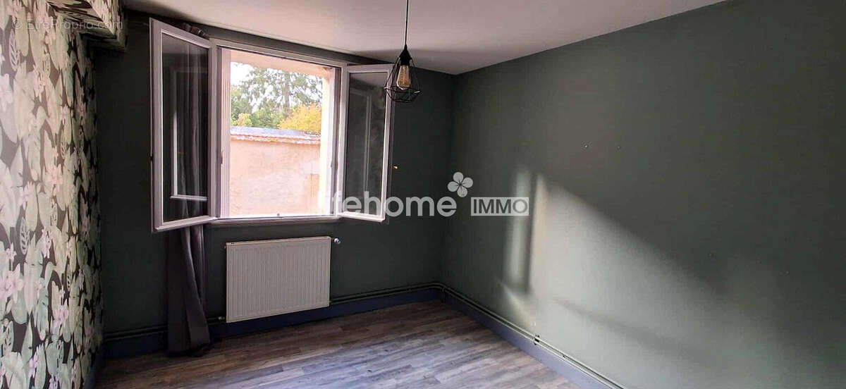 Maison à SAINT-SAVIN