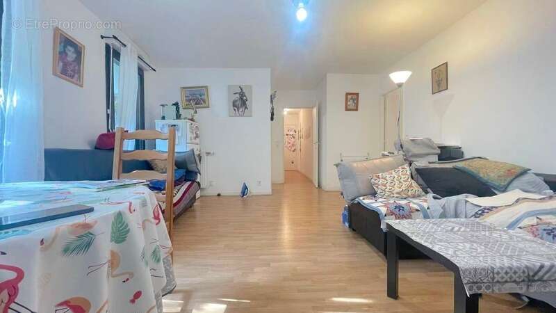 Appartement à GENNEVILLIERS