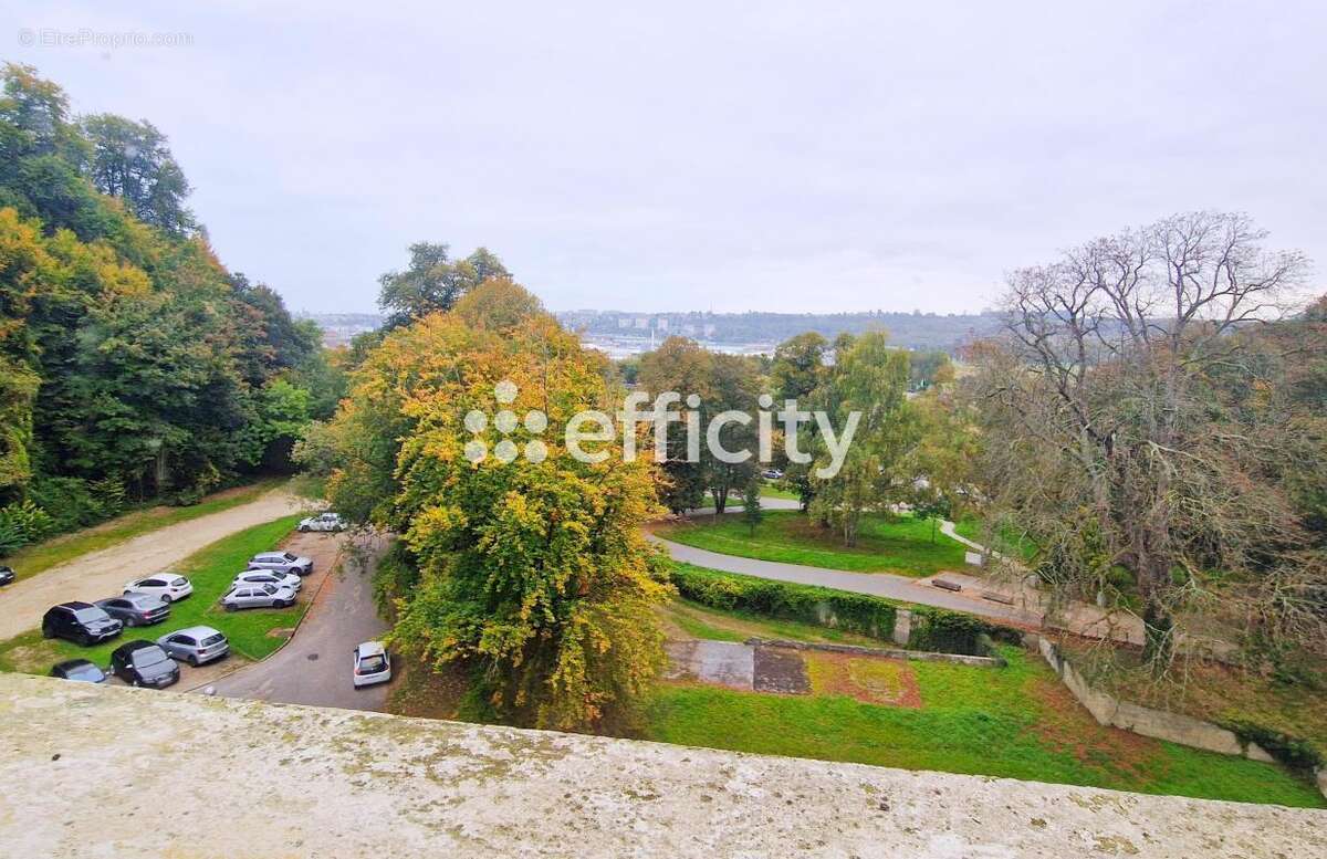 Appartement à ROUXMESNIL-BOUTEILLES