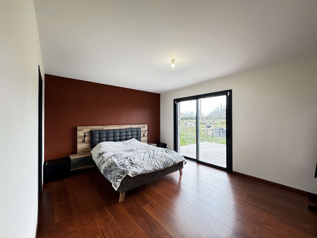 Maison à BELLEVUE-LA-MONTAGNE