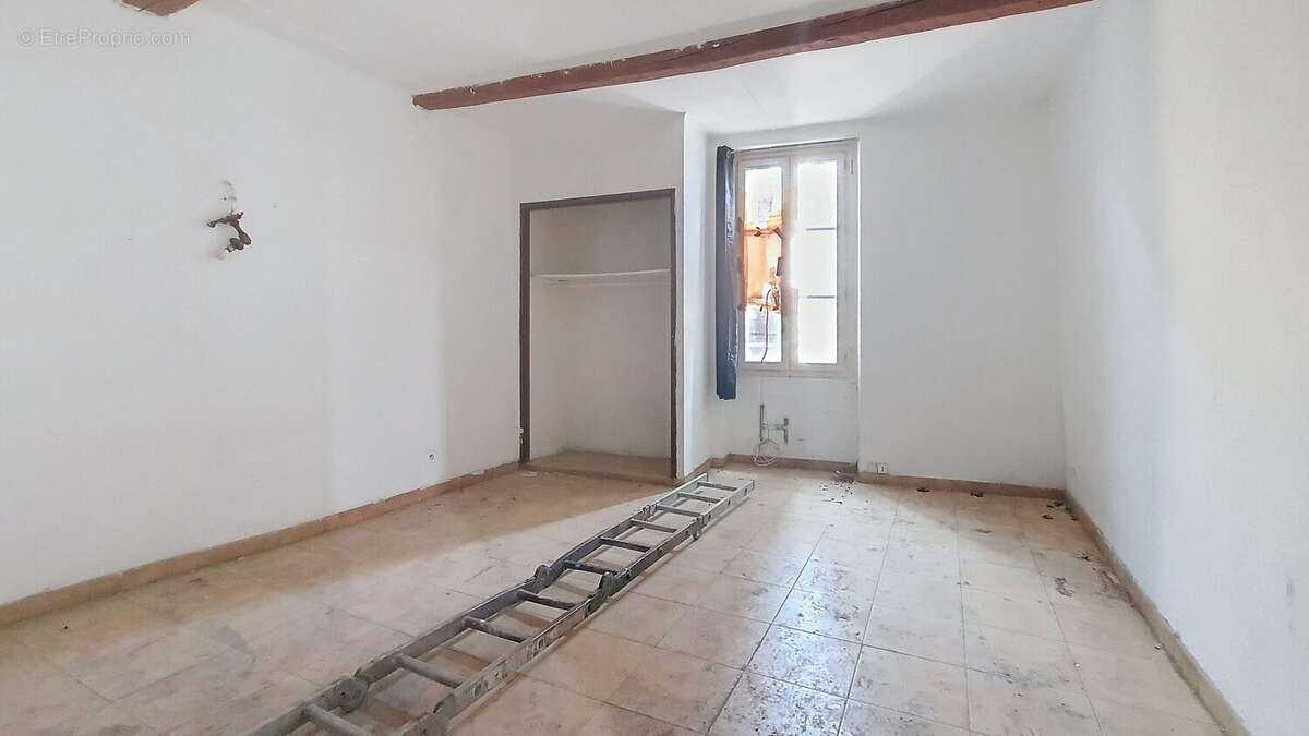 Appartement à SORGUES