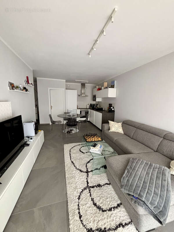 Appartement à ROQUEBRUNE-CAP-MARTIN