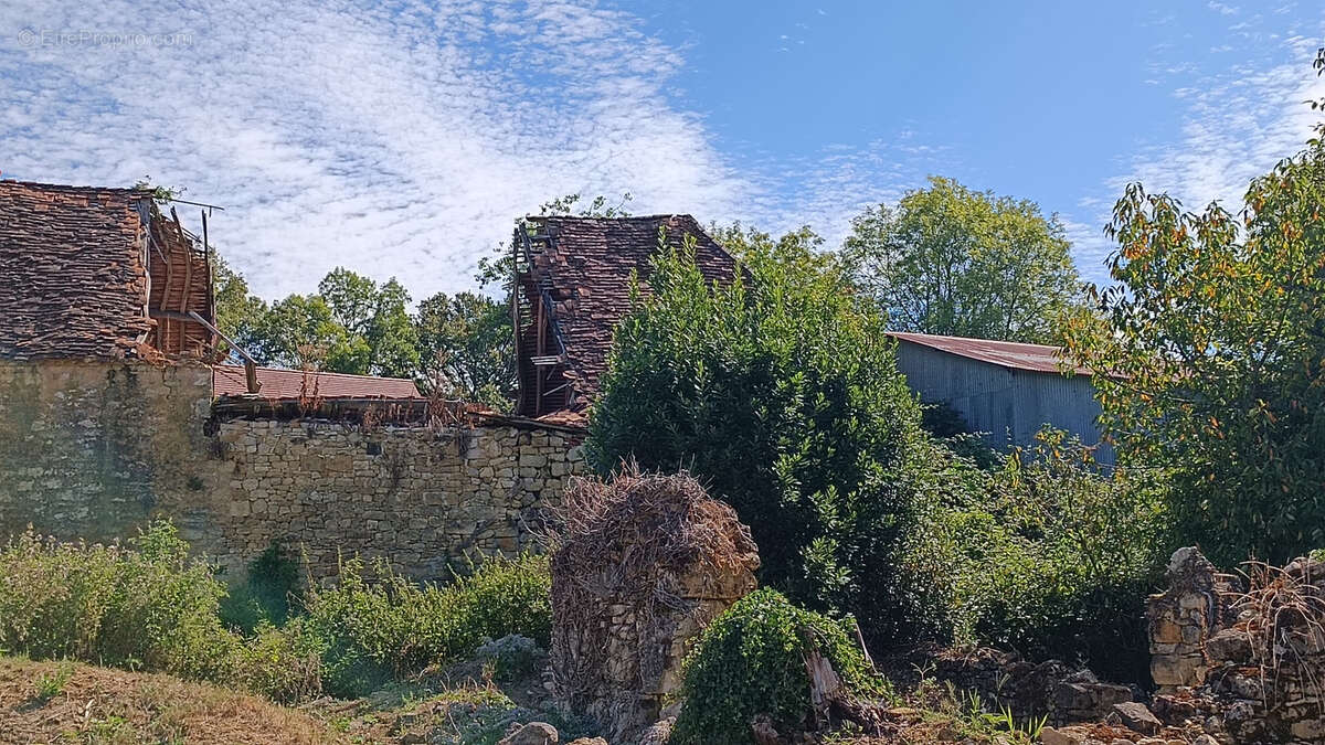 Maison à CHERVEIX-CUBAS