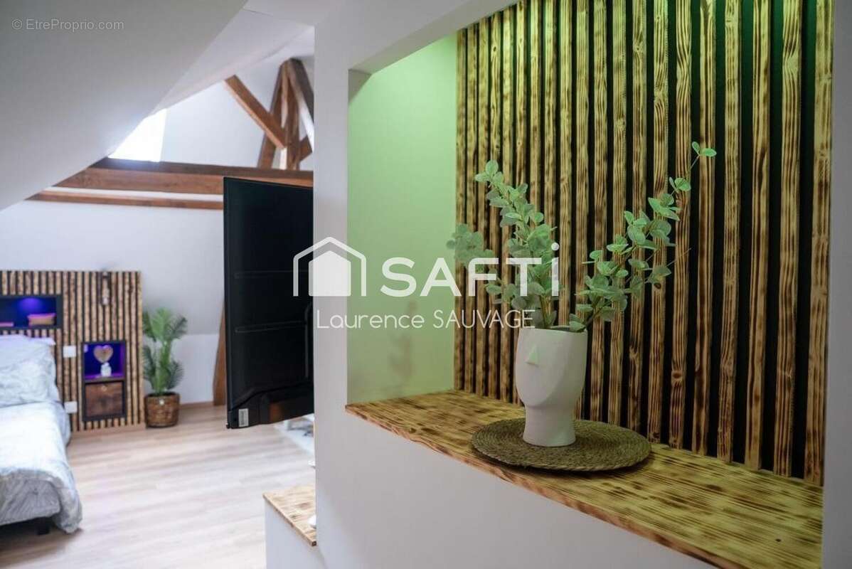 Photo 8 - Maison à VERCHAIN-MAUGRE