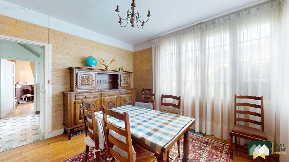 Maison à MAINVILLIERS