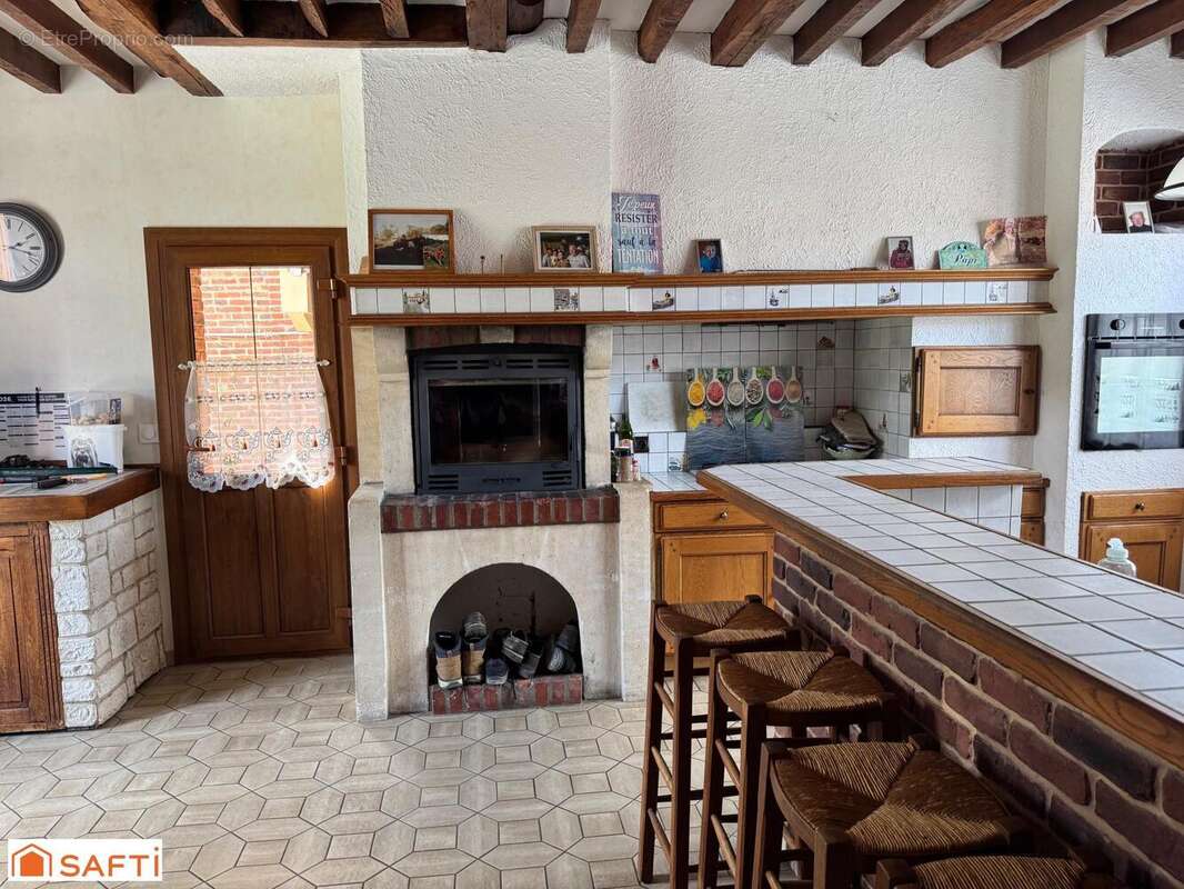 Photo 3 - Maison à MAIGNELAY-MONTIGNY