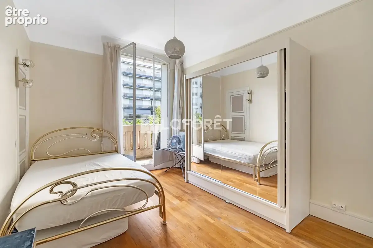 Luminosite - beaux volumes - copropriete art deco - photo 3