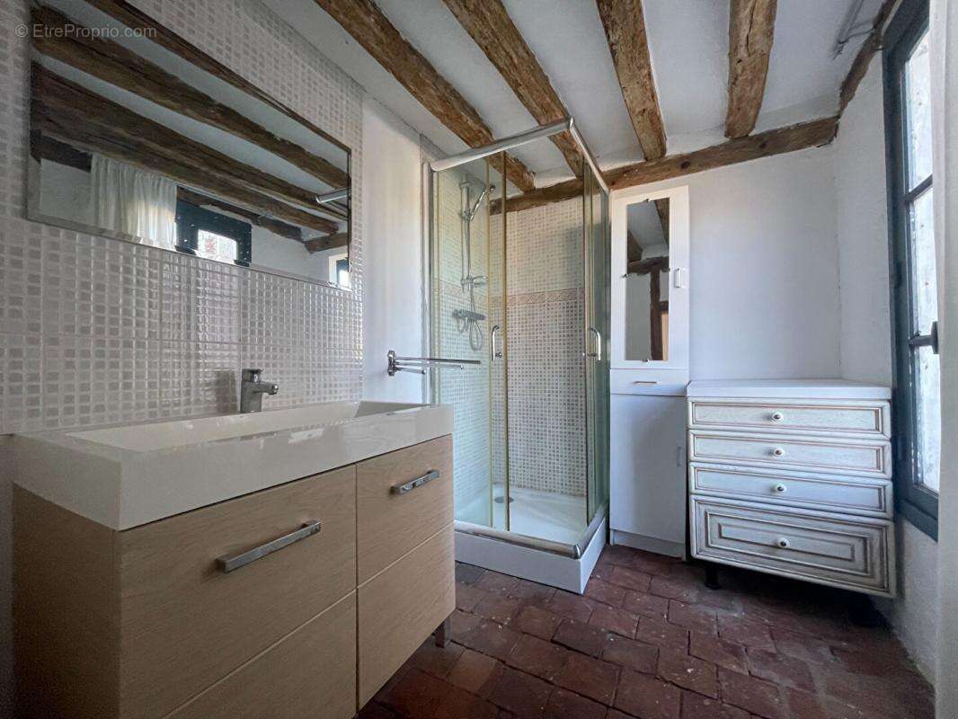 Appartement à CHATILLON-COLIGNY