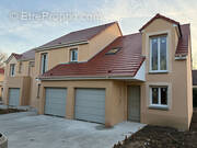 Maison à VERT-LE-GRAND