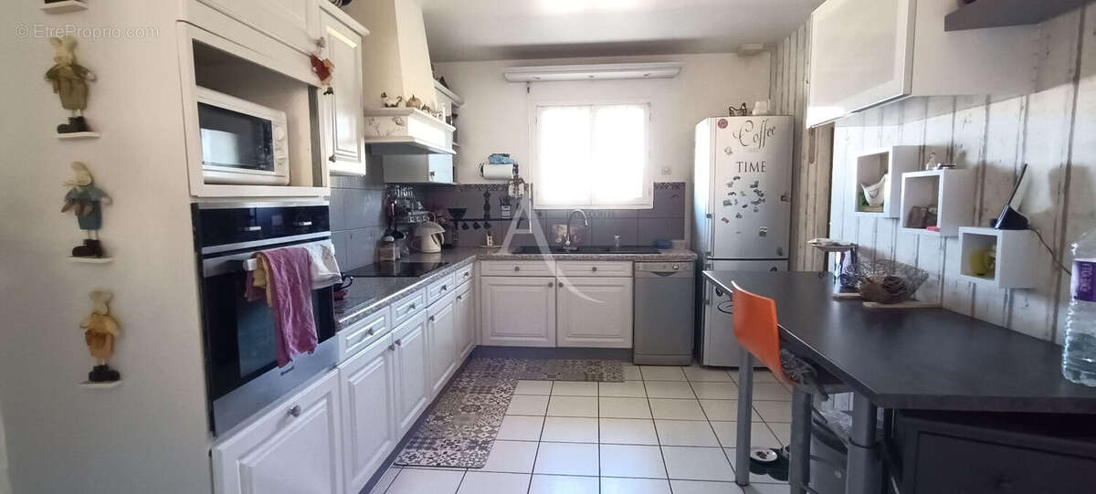 Maison à SAINT-NAZAIRE-SUR-CHARENTE