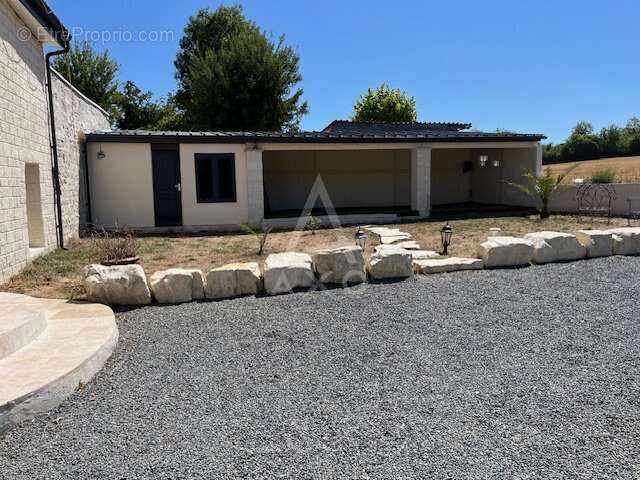 Maison à GOND-PONTOUVRE