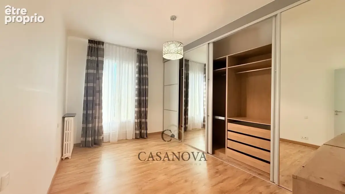 Maison de maître 260 m² avec piscine chauffée et jardin  Béziers centre  Bien d'exception - photo 15