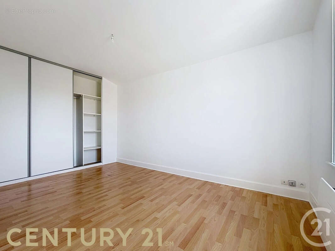Appartement à NEUVILLE-SUR-SAONE