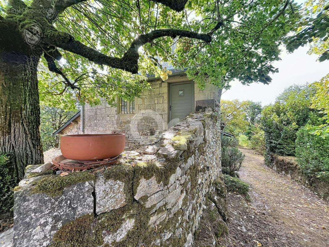 Maison à TURENNE