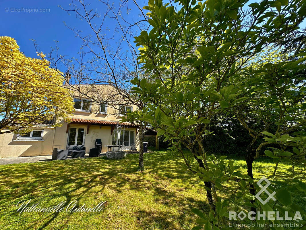 Maison à TONNAY-CHARENTE