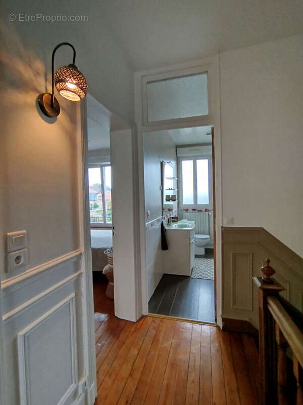 Maison à ORIGNY-SAINTE-BENOITE