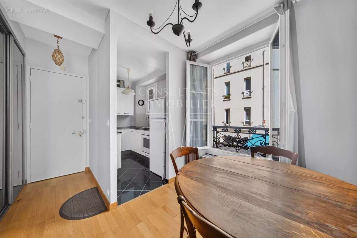 Appartement à PARIS-7E