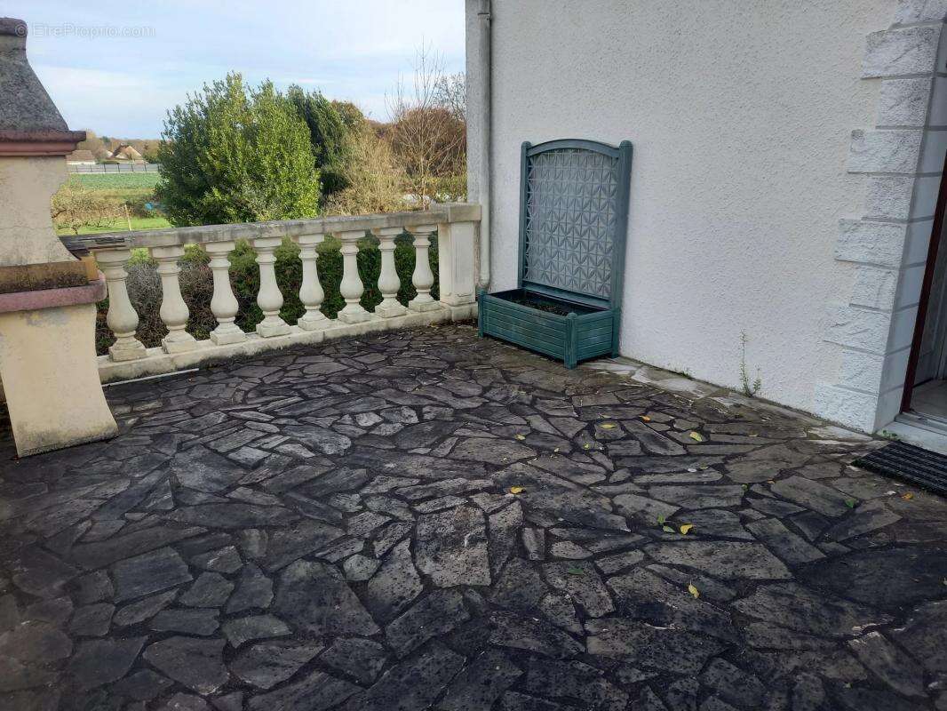 Maison à ROUZIERS-DE-TOURAINE