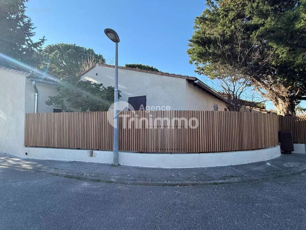 Maison à MORIERES-LES-AVIGNON