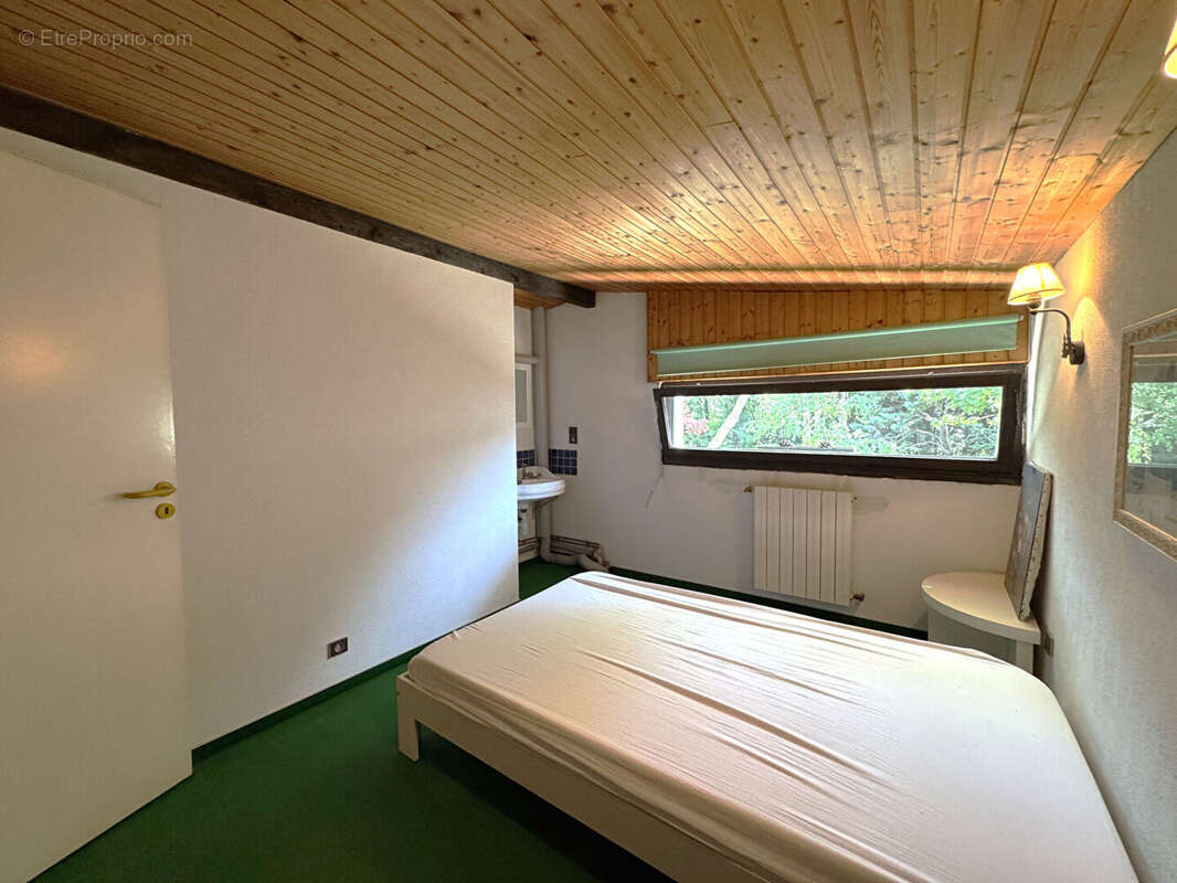 Villa 195 m²  - calme - terrain 1 646 m² - proche chambéry - photo 9
