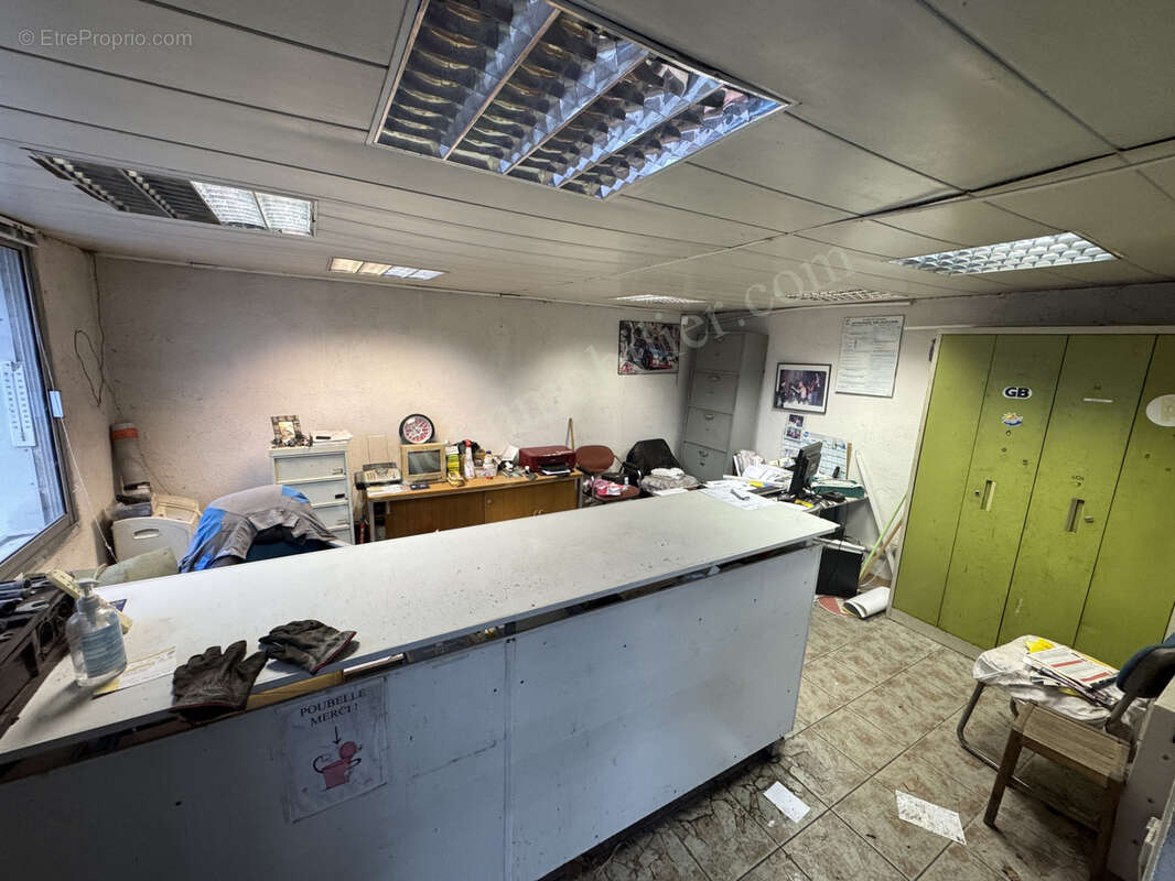 Commerce à CARCASSONNE