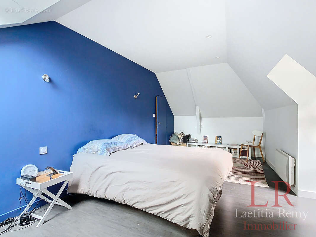 Maison à VERN-SUR-SEICHE