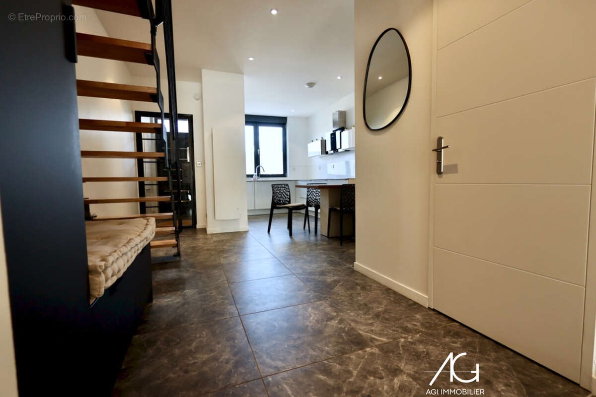 Fâches-thumesnil   magnifique maison familiale de 167 m2 entièrement rénovée   jardin   terrasse   garage de 6 - photo 8