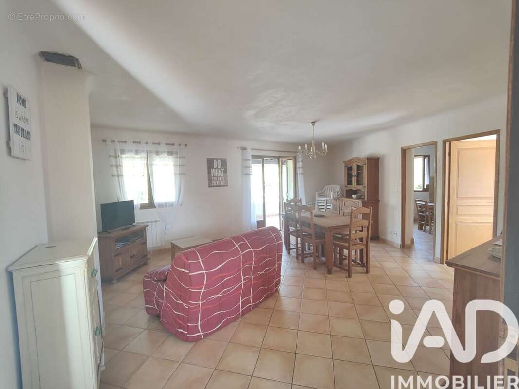 Photo 5 - Appartement à LES SALLES-SUR-VERDON
