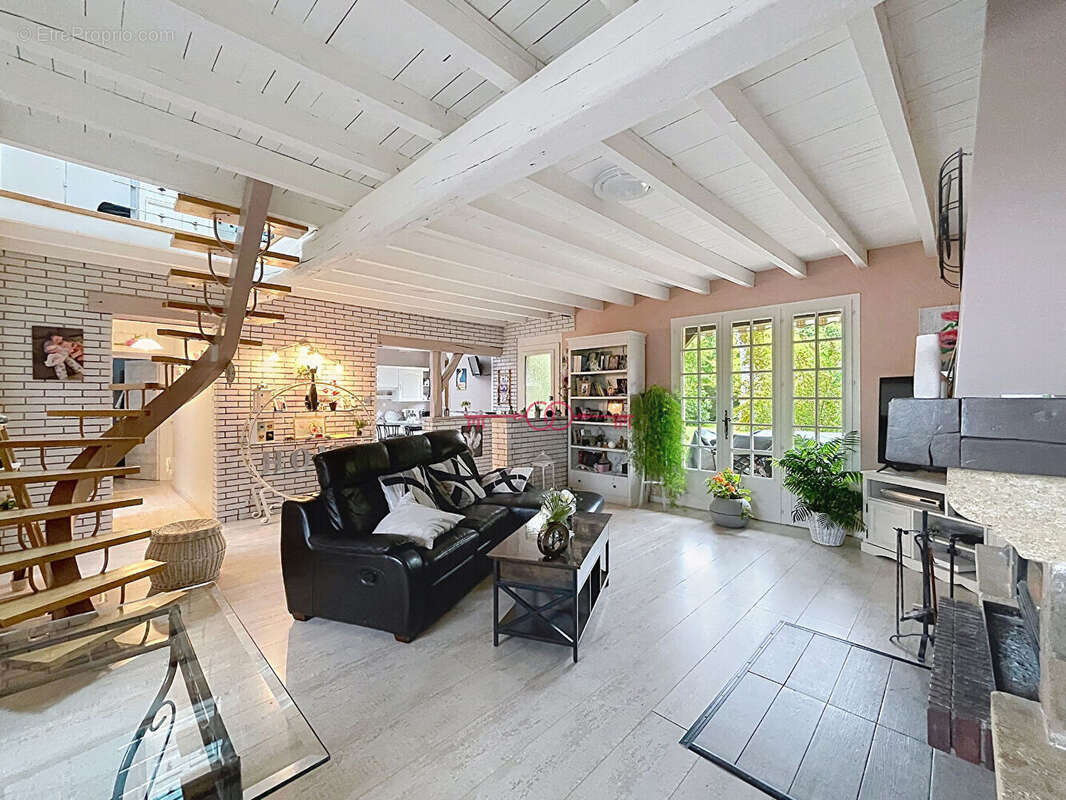 Maison individuelle de type 4 Ville Sur Tourbe - photo 4