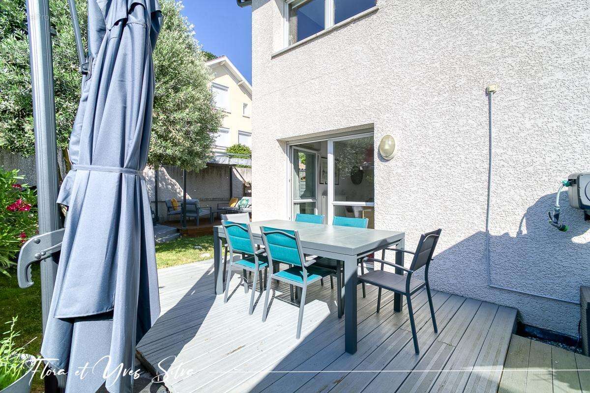 Appartement à CHASSE-SUR-RHONE