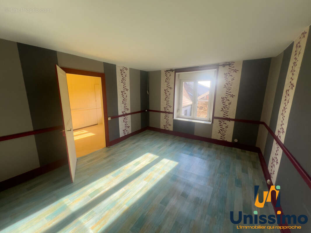 Appartement à ESPRELS