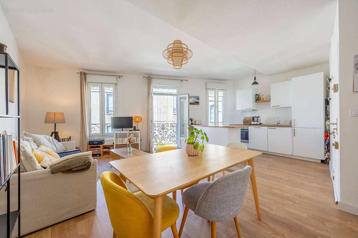 Appartement à BORDEAUX