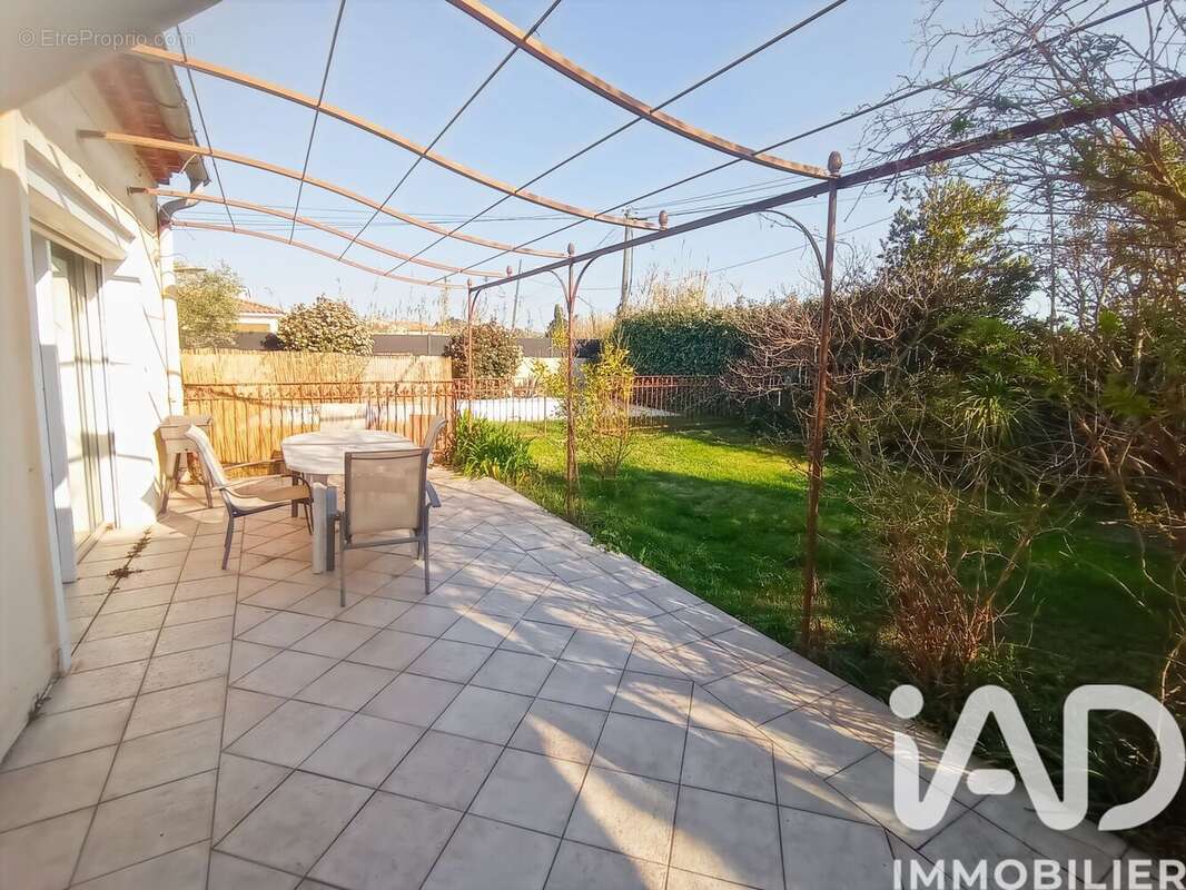 Photo 5 - Maison à THEZIERS