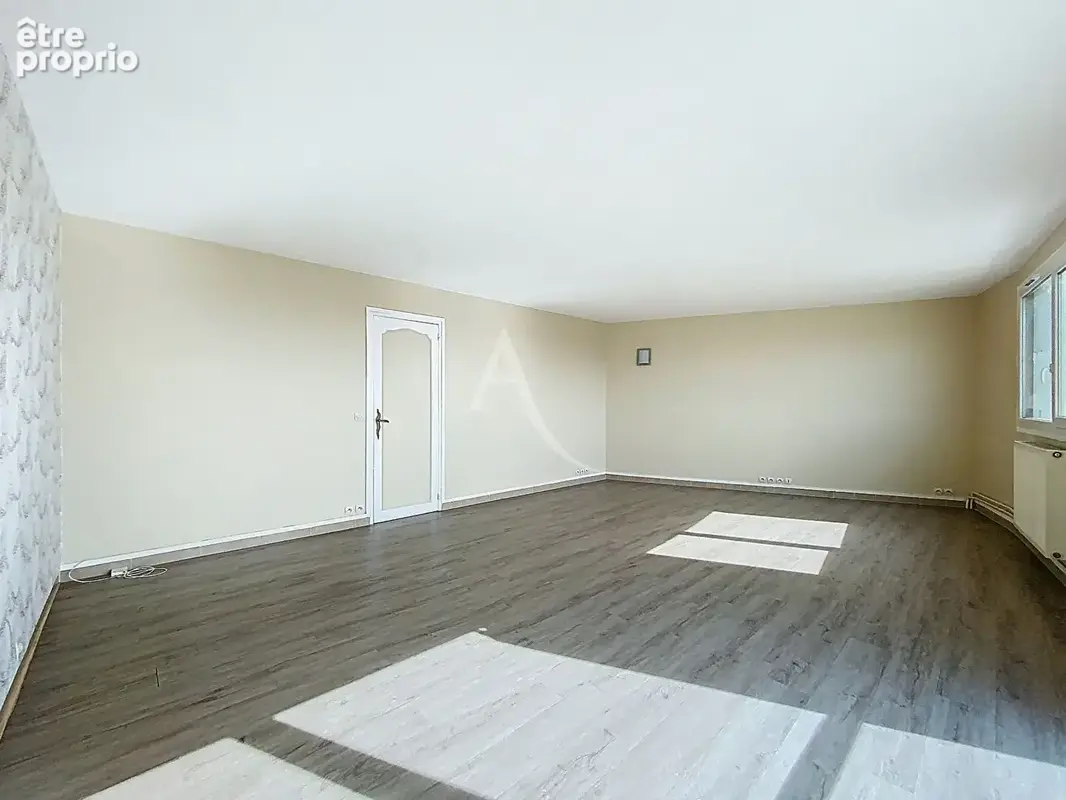 Appartement 4 pièces de 81.56 m² - Saint-Germain-en-Laye - photo 3