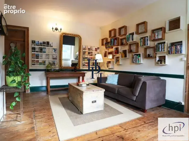 Vente ancien Prieuré transformé en Chambres d'hôtes sur terrain de 1790 m2 secteur Camarès. - photo 6