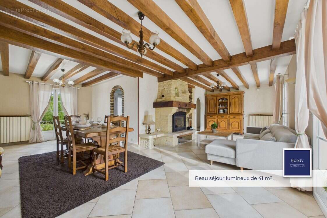 Maison à CONDECOURT