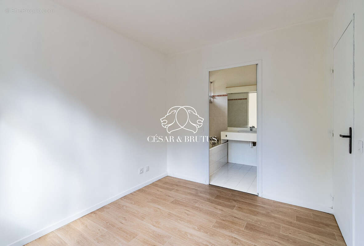 Appartement à SAINTE-FOY-LES-LYON