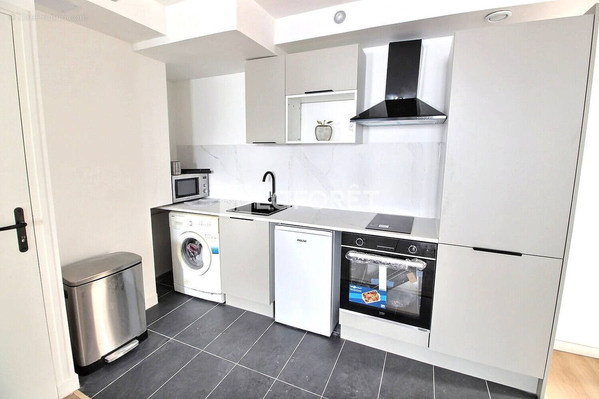 Appartement à VILLENEUVE-LA-GARENNE