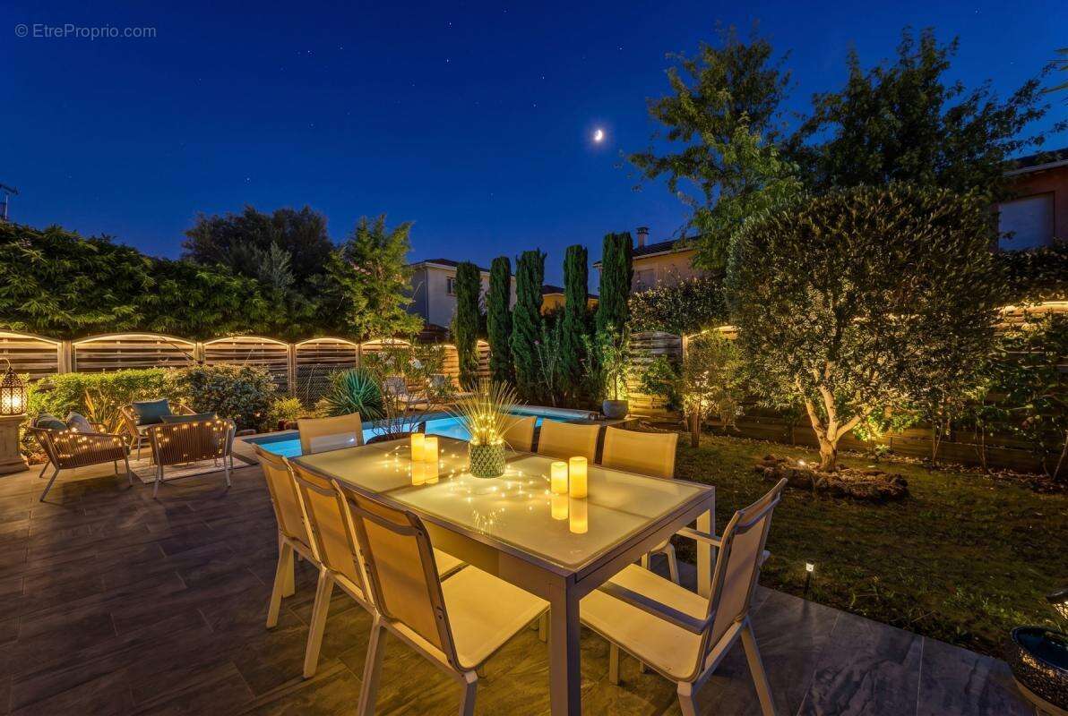 Maison T4 de + 86 m² avec Jardin, Piscine, Garage & Climatisation – Castelginest - photo 13